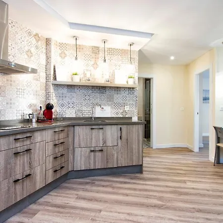 Apartment Tuguest Ganivet